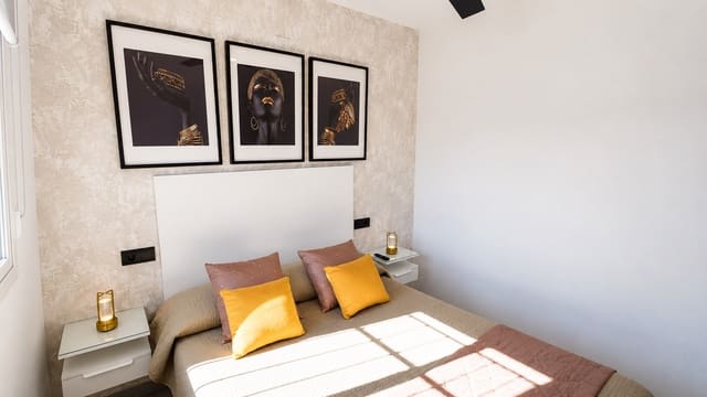 1 slaapkamer Appartement te koop in Villamartin, Orihuela met zwembad - € 119.990 (Ref: 9974246)