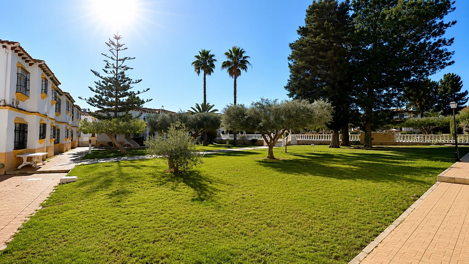 1 chambre Appartement à vendre à Villamartin avec piscine - 119 990 € (Ref: 9974246)