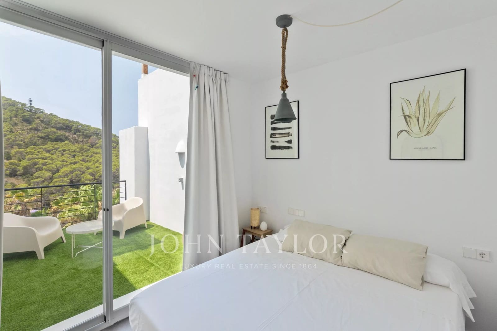4 bedroom Townhouse for sale in San Jose / Sant Josep de Sa Talaia with pool - € 1,450,000 (Ref: 10014890)