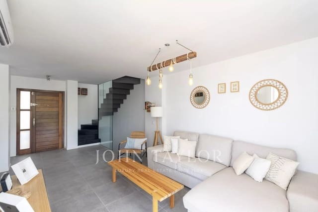 4 bedroom Townhouse for sale in San Jose / Sant Josep de Sa Talaia with pool - € 1,450,000 (Ref: 10014890)
