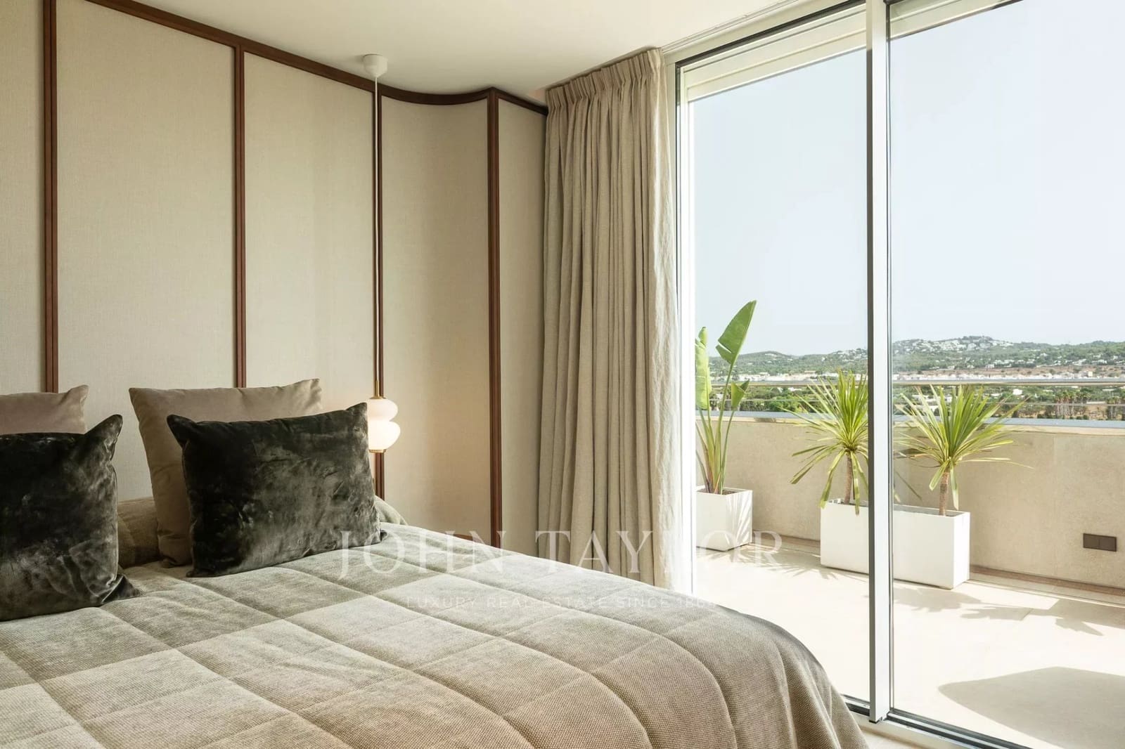 3 sypialnia Penthouse na sprzedaż w Miasto Ibiza / Eivissa z basenem - 2 950 000 € (Ref: 10042247)