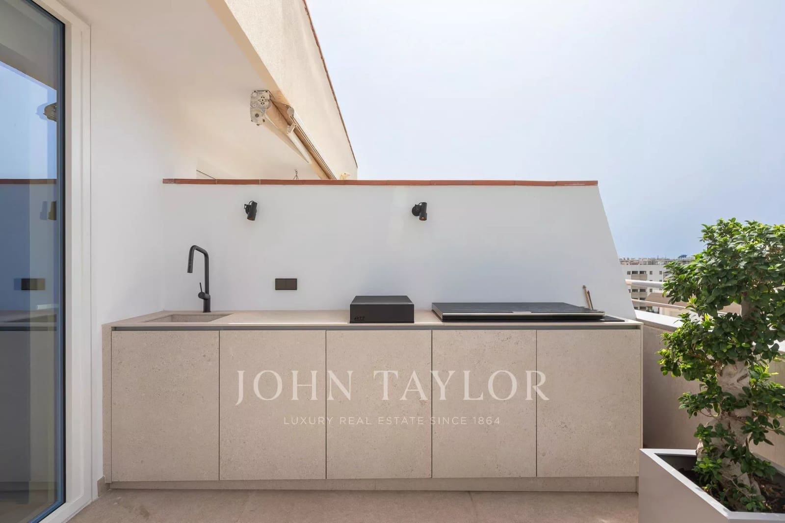 3 sypialnia Penthouse na sprzedaż w Miasto Ibiza / Eivissa z basenem - 2 950 000 € (Ref: 10042247)