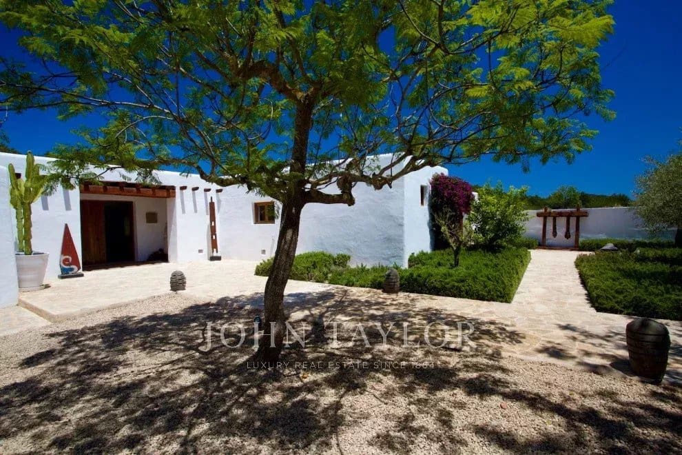 5 sovrum Villa till salu i Santa Gertrudis de Fruitera med pool - 5 900 000 € (Ref: 10042249)