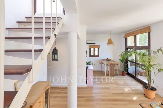 3 slaapkamer Penthouse te koop in Santa Gertrudis de Fruitera, Santa Eulalia / Santa Eularia - € 1.240.000 (Ref: 10093956)