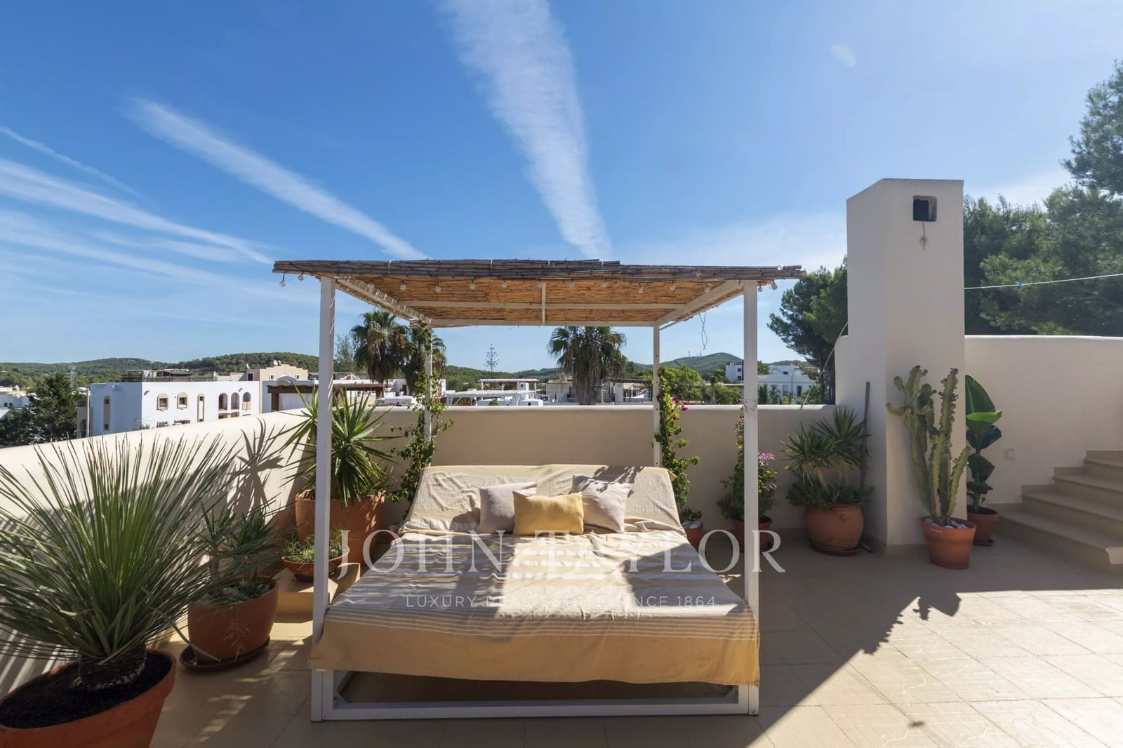 3 slaapkamer Penthouse te koop in Santa Gertrudis de Fruitera - € 1.240.000 (Ref: 10093956)