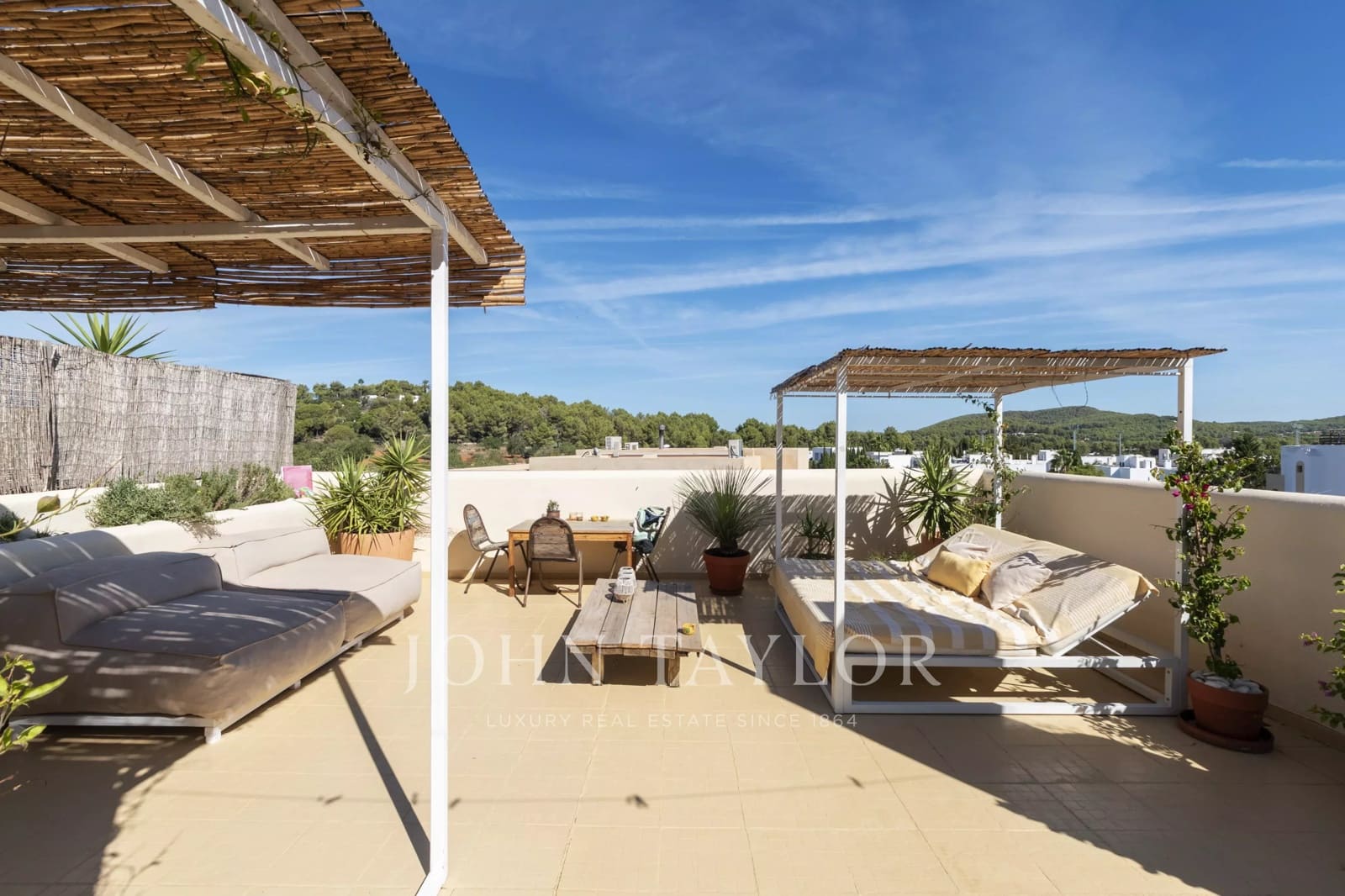3 slaapkamer Penthouse te koop in Santa Gertrudis de Fruitera - € 1.240.000 (Ref: 10093956)