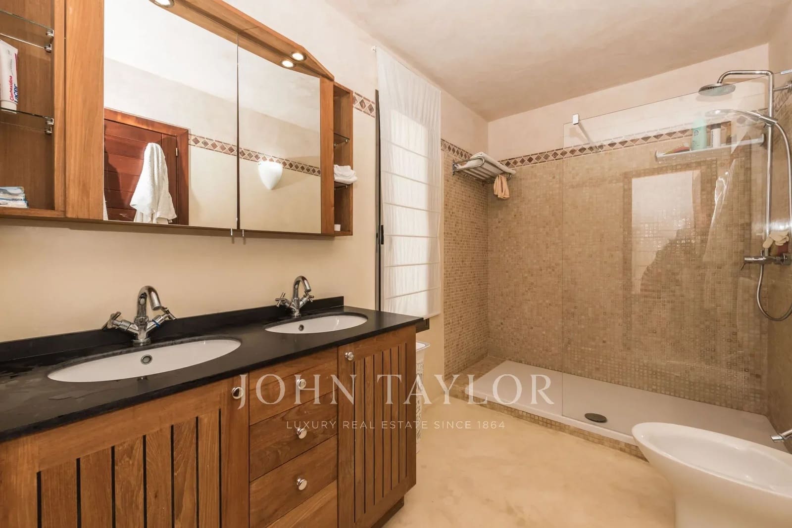6 sypialnia Willa do wynajęcia w Santa Eulalia / Santa Eularia z basenem - 12 000 € (Ref: 10135243)