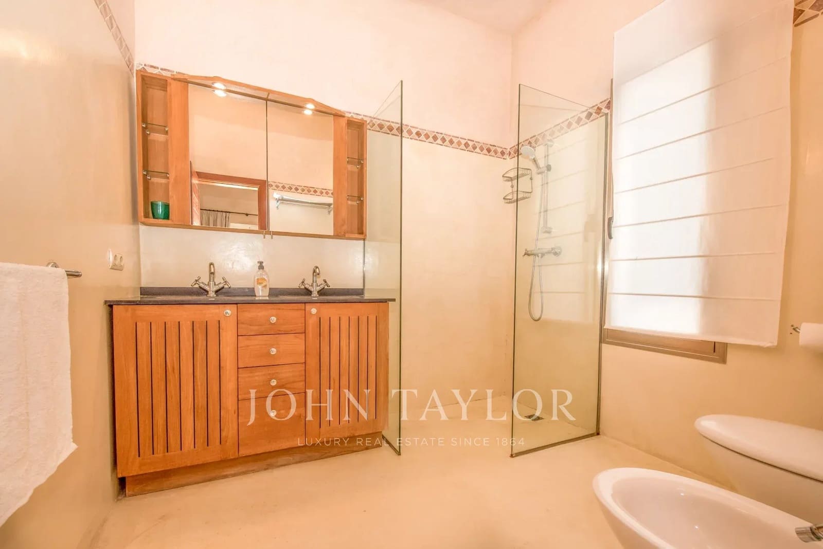 6 sypialnia Willa do wynajęcia w Santa Eulalia / Santa Eularia z basenem - 12 000 € (Ref: 10135243)