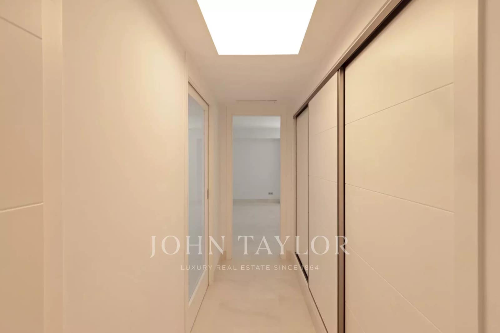 4 bedroom Apartment for sale in Cala Llenya with pool garage - € 2,000,000 (Ref: 9428636)