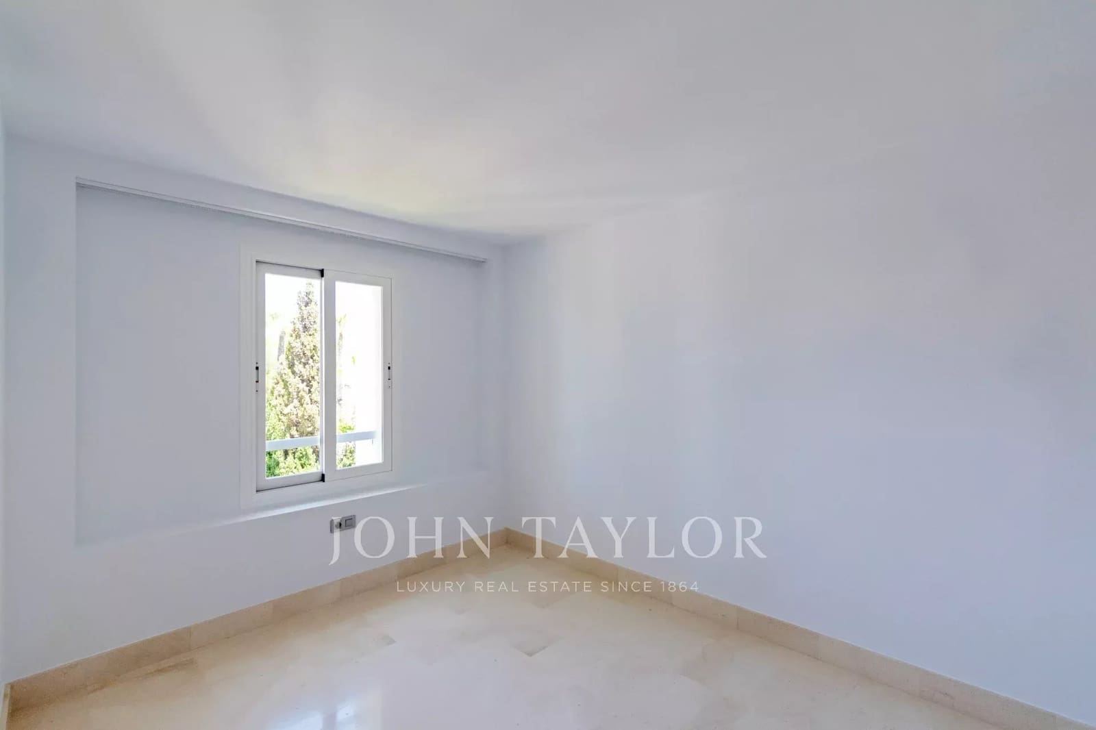 4 bedroom Apartment for sale in Cala Llenya with pool garage - € 2,000,000 (Ref: 9428636)