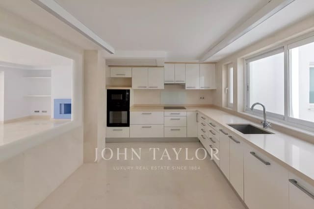 4 soveværelse Lejlighed til salg i Cala Llenya, Santa Eulalia / Santa Eularia med swimmingpool garage - € 2.000.000 (Ref: 9428636)