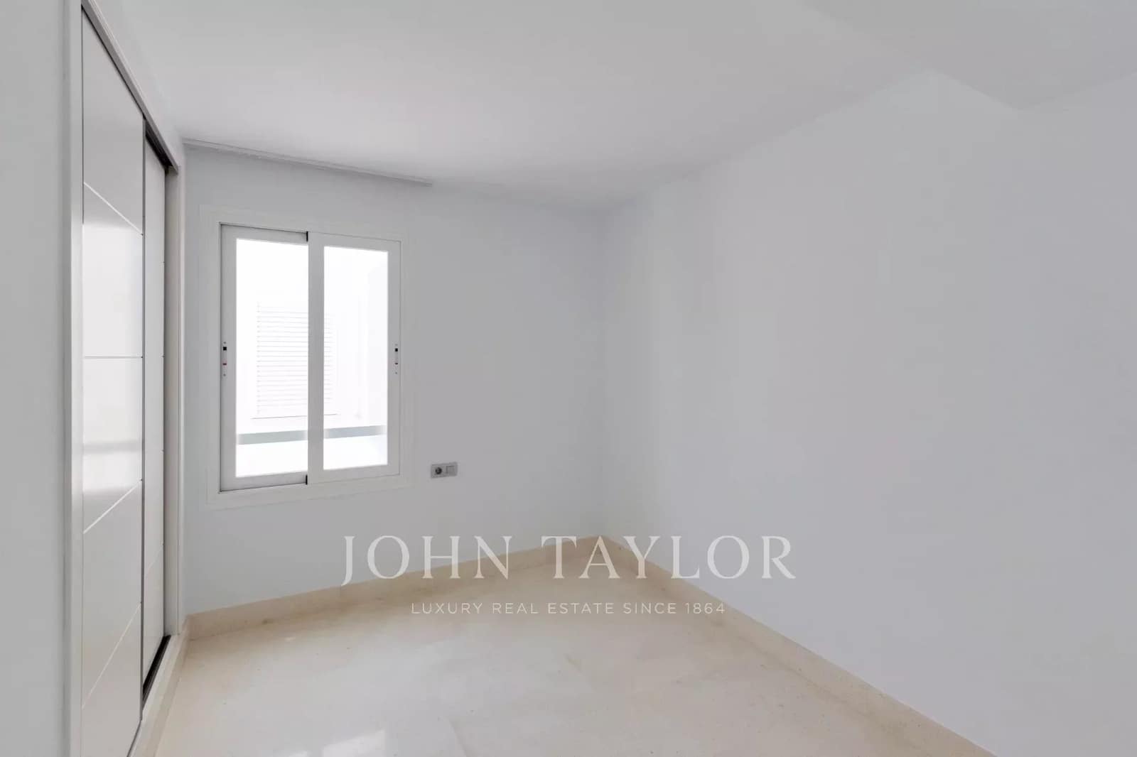 4 bedroom Apartment for sale in Cala Llenya with pool garage - € 2,000,000 (Ref: 9428636)