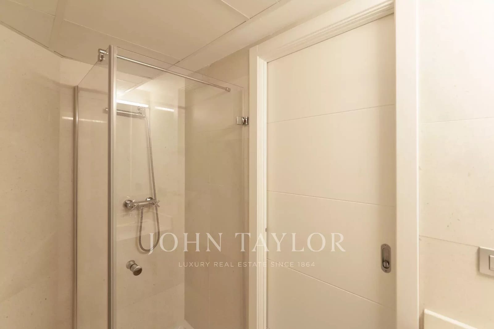 4 bedroom Apartment for sale in Cala Llenya with pool garage - € 2,000,000 (Ref: 9428636)