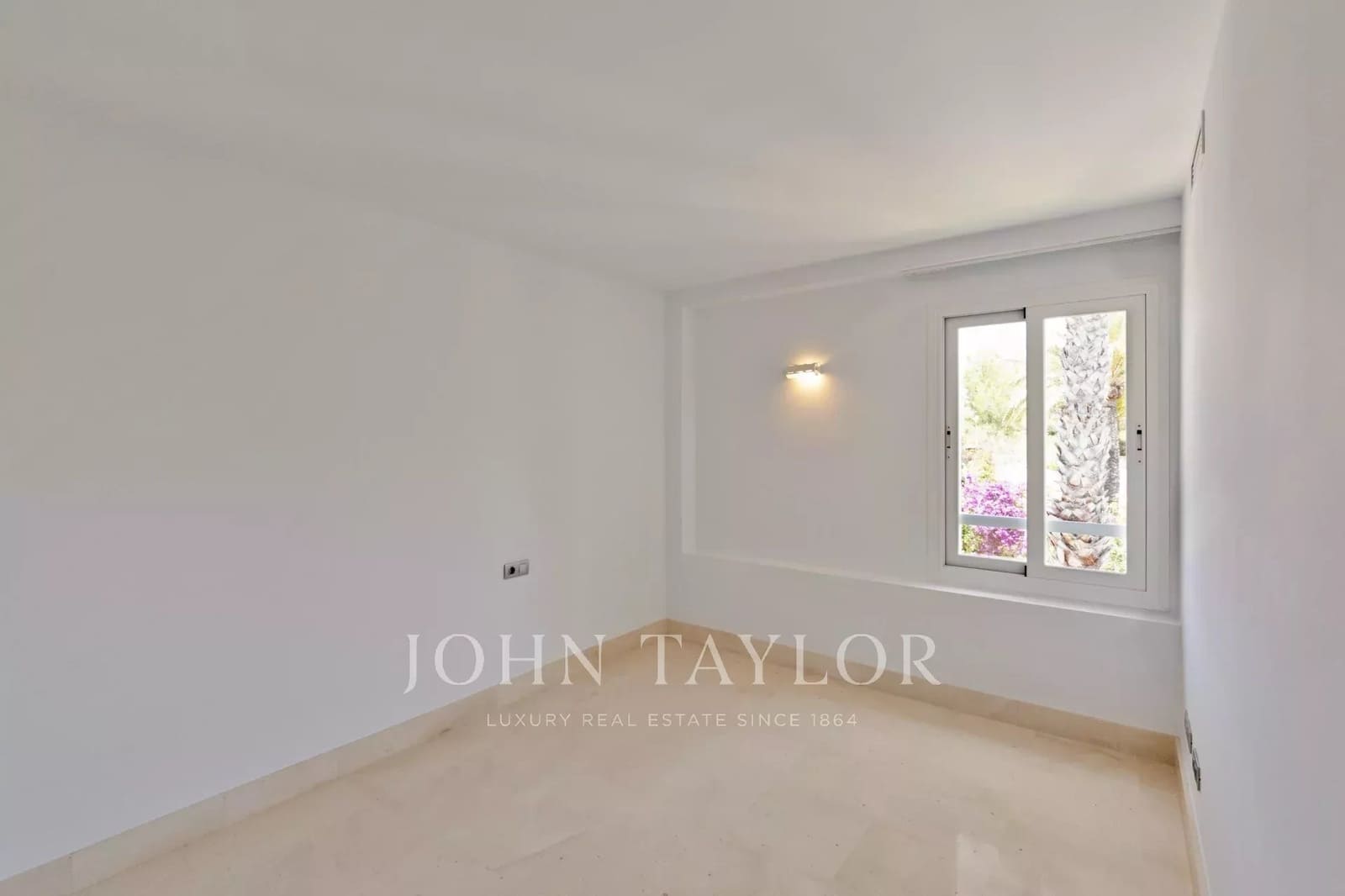 4 bedroom Apartment for sale in Cala Llenya with pool garage - € 2,000,000 (Ref: 9428636)