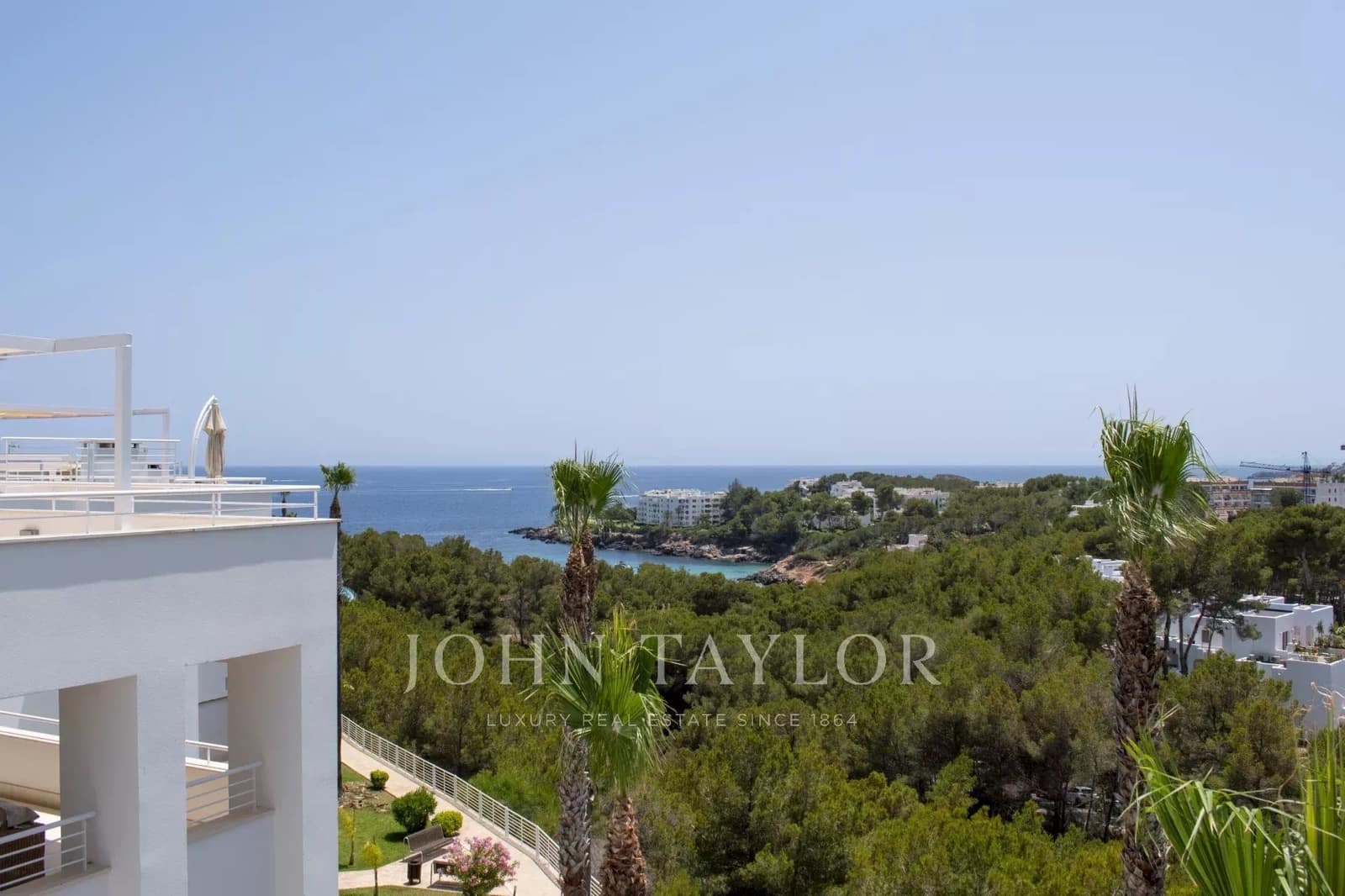 4 bedroom Apartment for sale in Cala Llenya with pool garage - € 2,000,000 (Ref: 9428636)