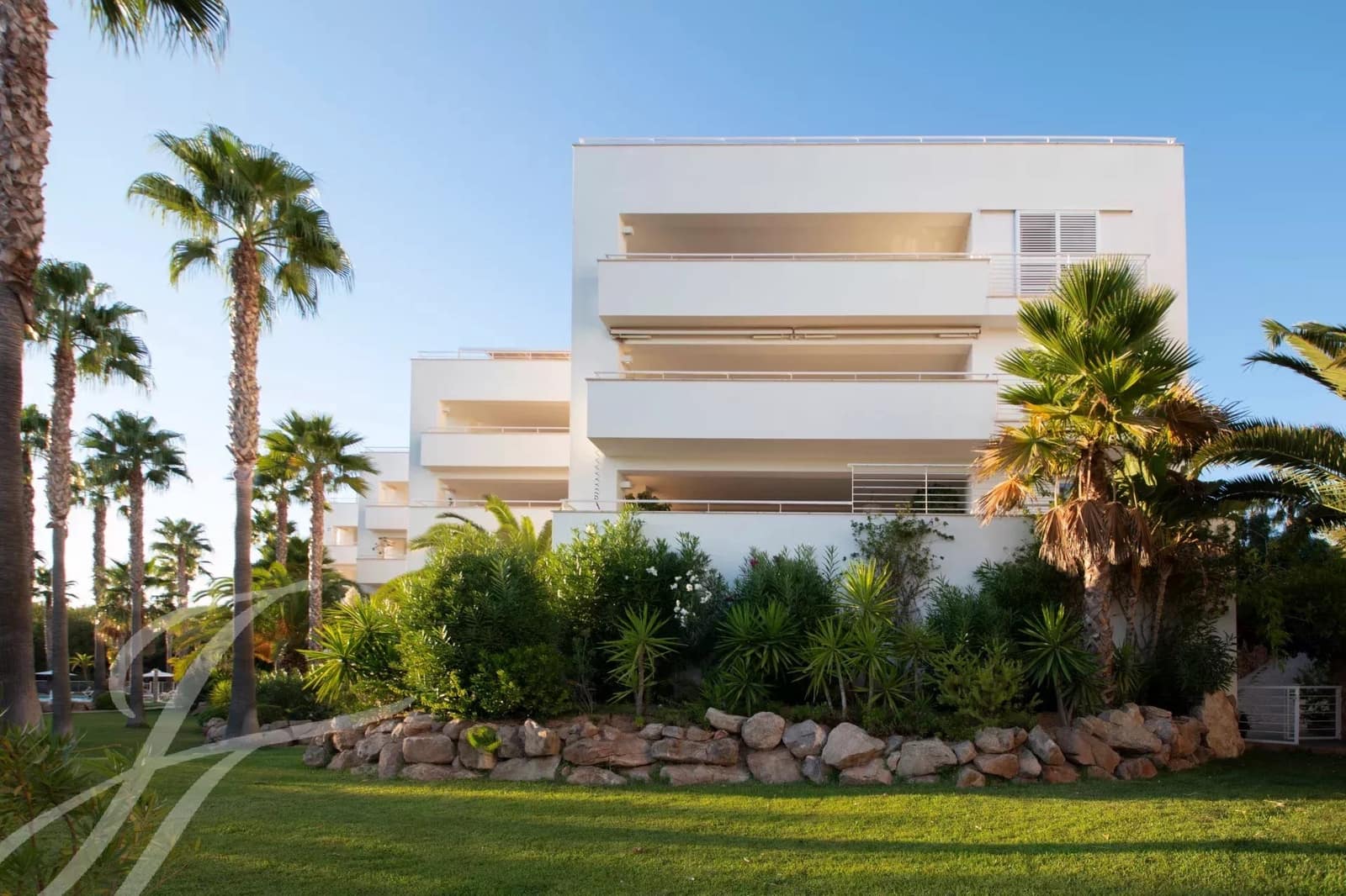 4 bedroom Apartment for sale in Cala Llenya with pool garage - € 2,000,000 (Ref: 9428636)