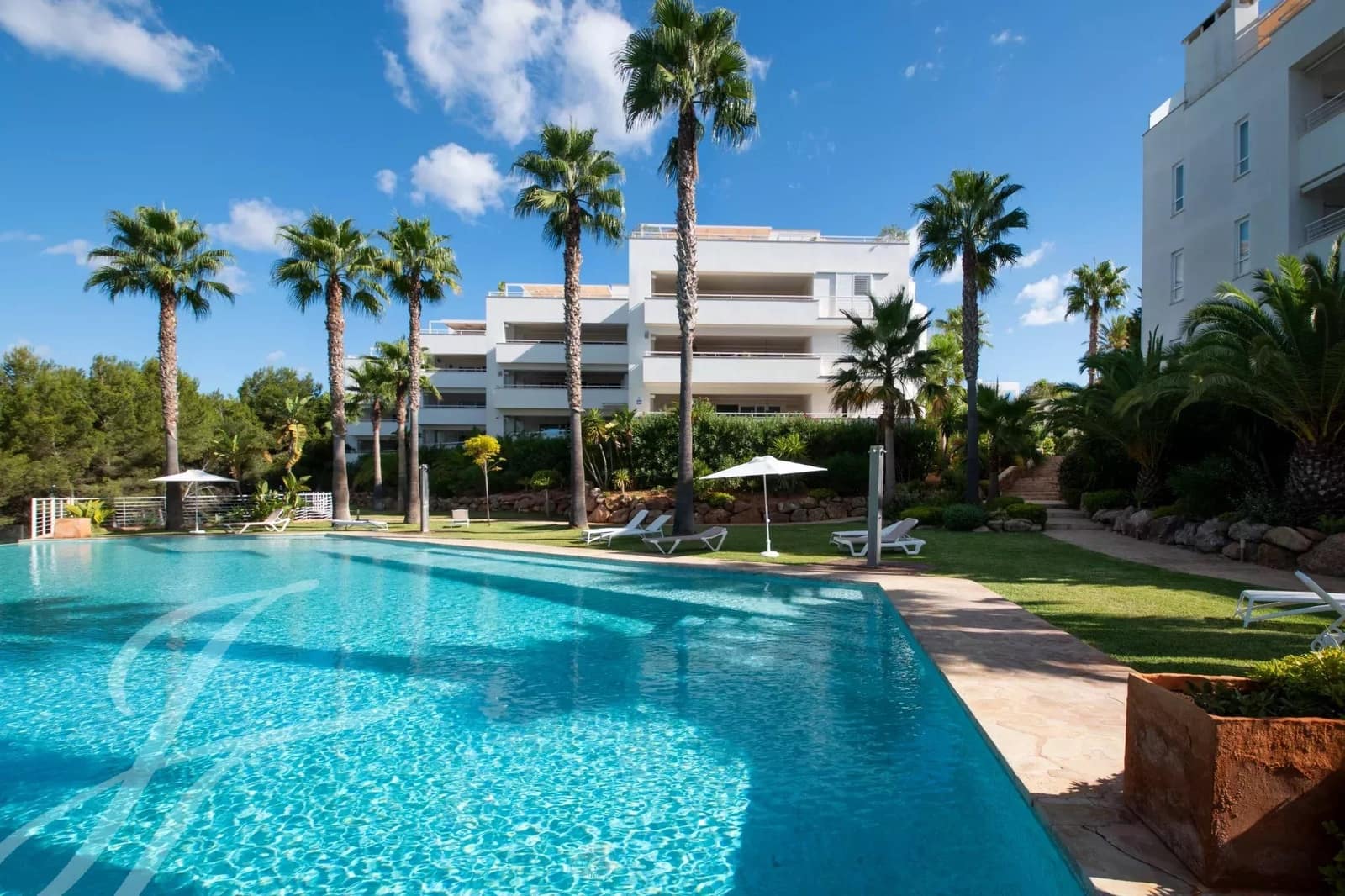 4 bedroom Apartment for sale in Cala Llenya with pool garage - € 2,000,000 (Ref: 9428636)
