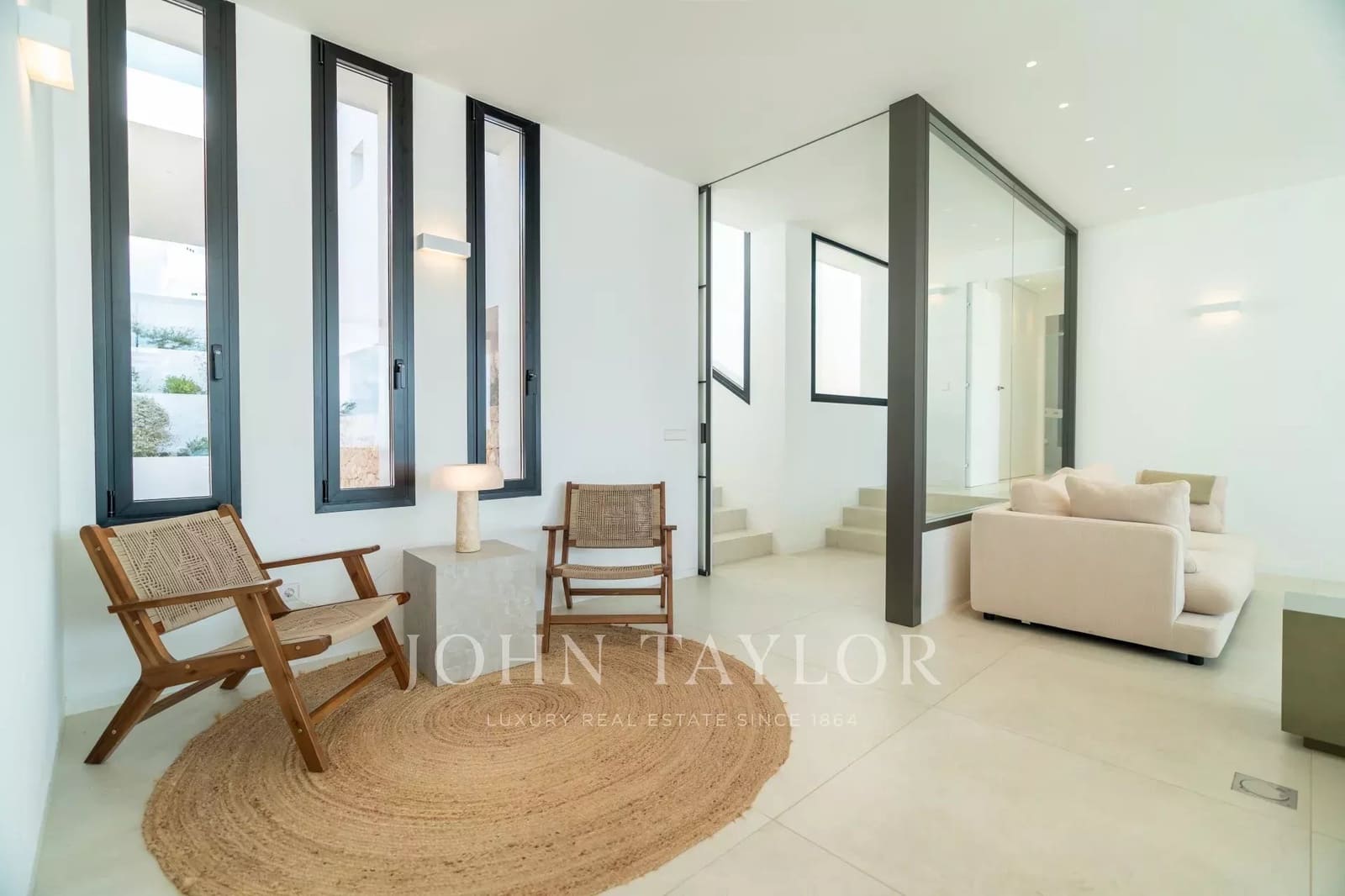 5 bedroom Villa for rent in Cap Martinet with pool - € 17,500 (Ref: 9428639)