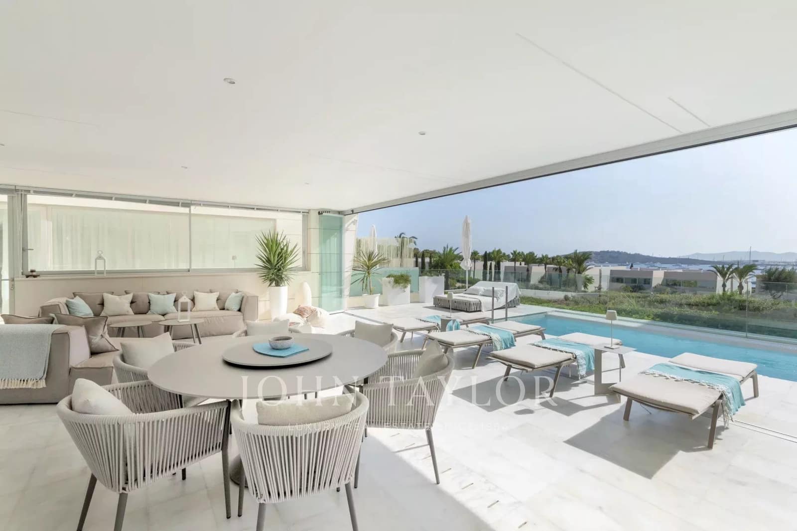 5 bedroom Apartment for sale in Ibiza / Eivissa town with pool - € 4,750,000 (Ref: 9428640)