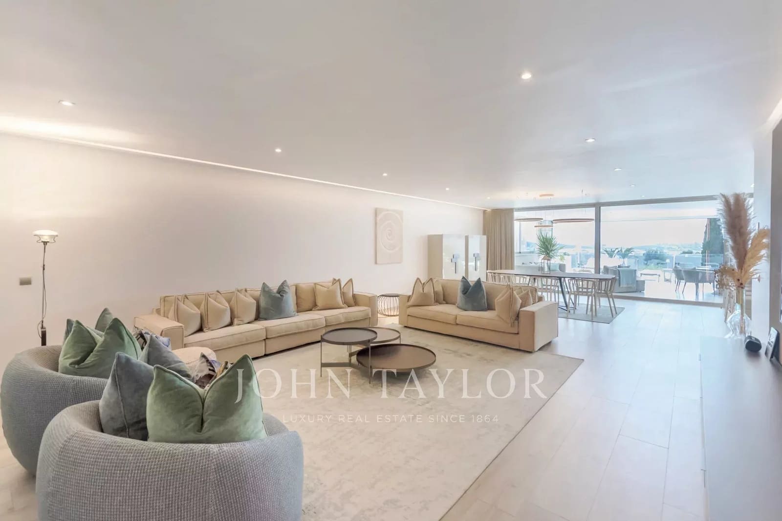 5 bedroom Apartment for sale in Ibiza / Eivissa town with pool - € 4,750,000 (Ref: 9428640)