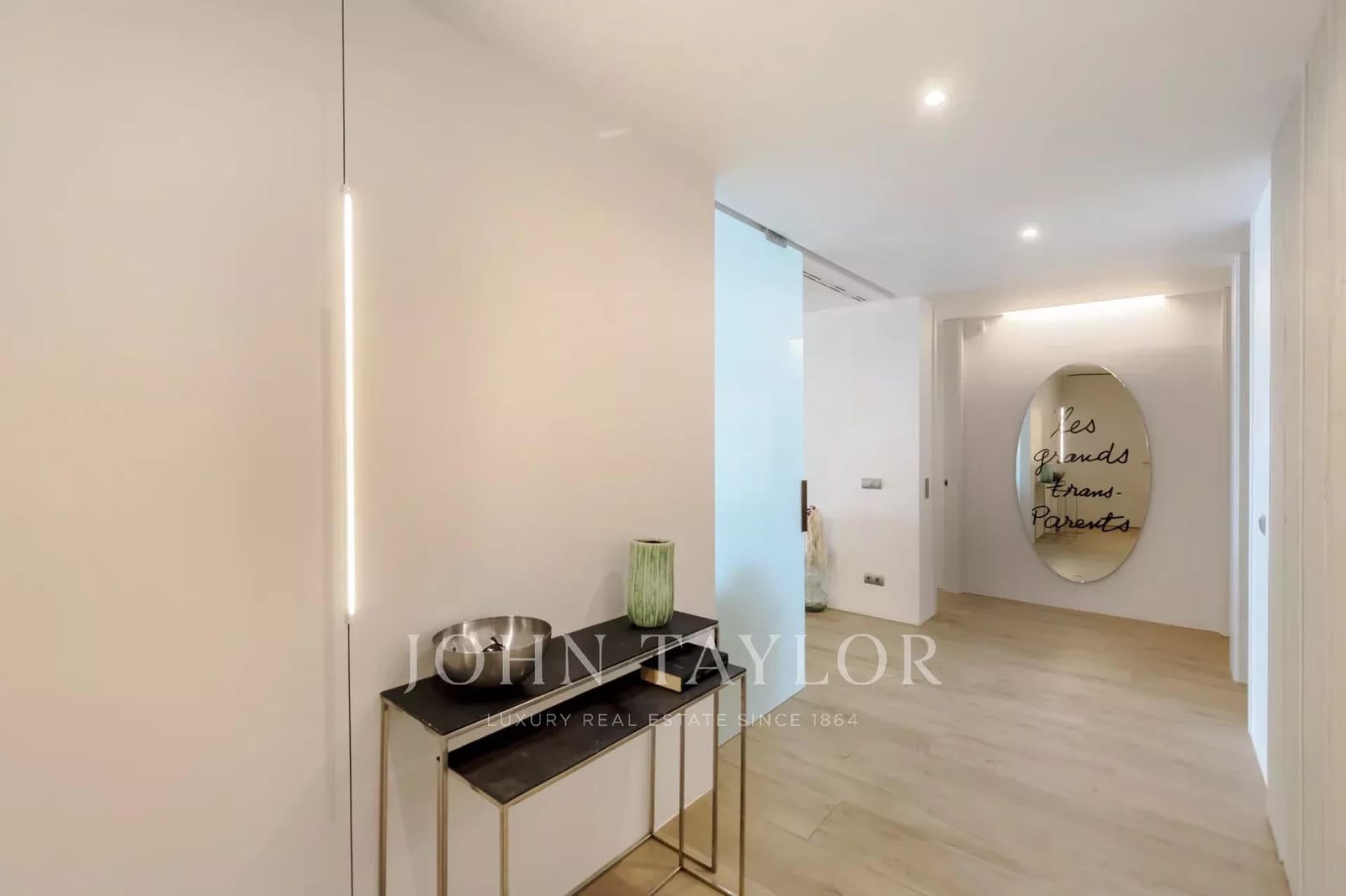 5 bedroom Apartment for sale in Ibiza / Eivissa town with pool - € 4,750,000 (Ref: 9428640)