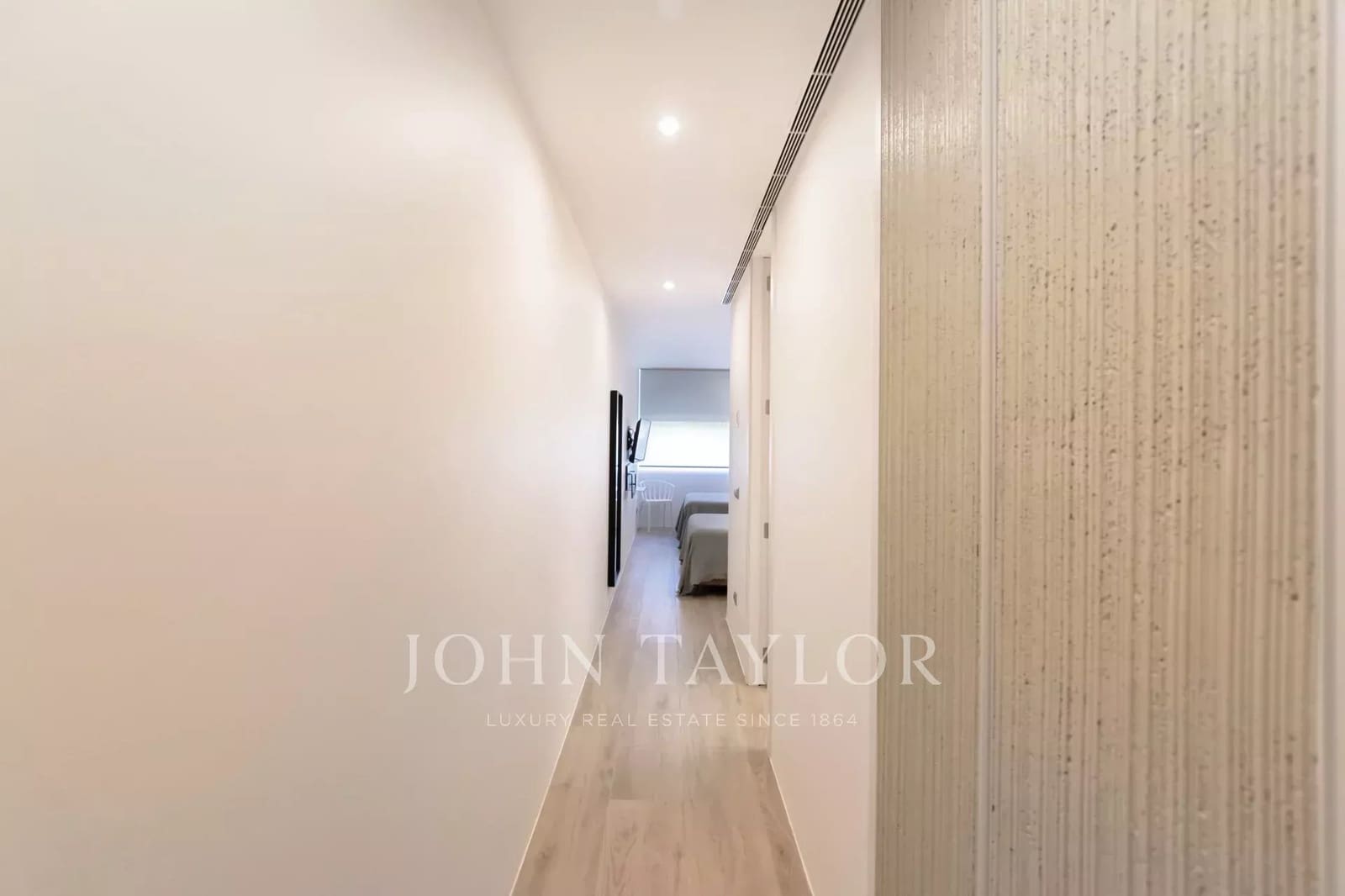 5 bedroom Apartment for sale in Ibiza / Eivissa town with pool - € 4,750,000 (Ref: 9428640)