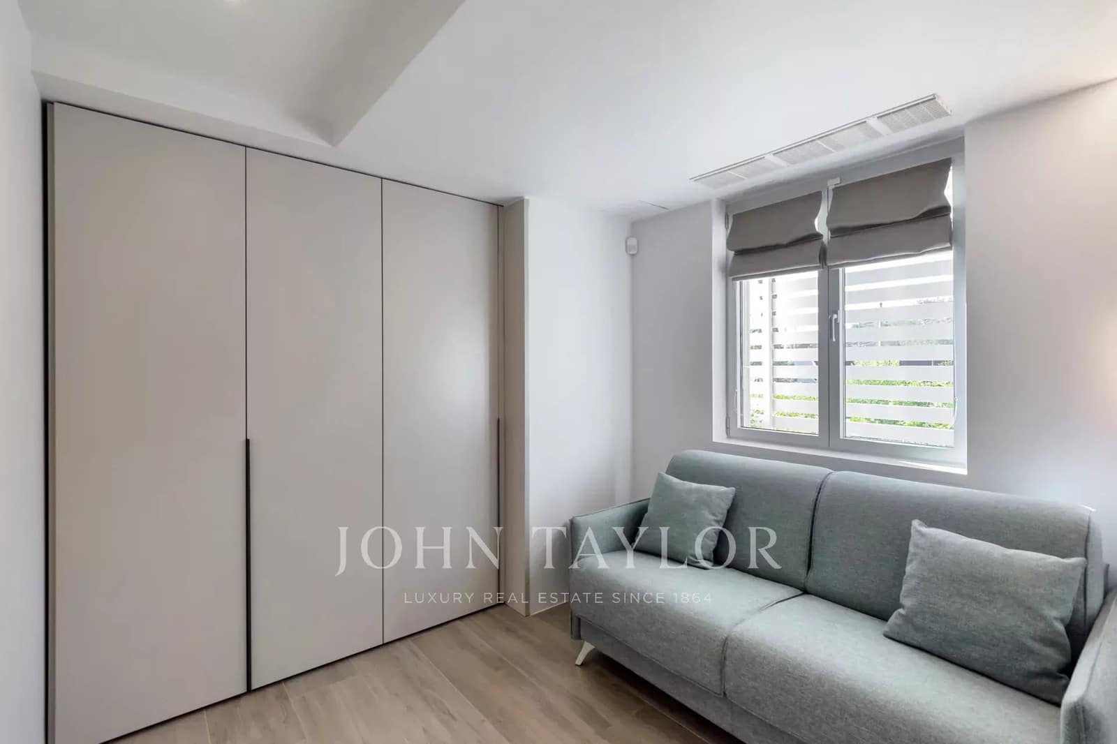 5 bedroom Apartment for sale in Ibiza / Eivissa town with pool - € 4,750,000 (Ref: 9428640)