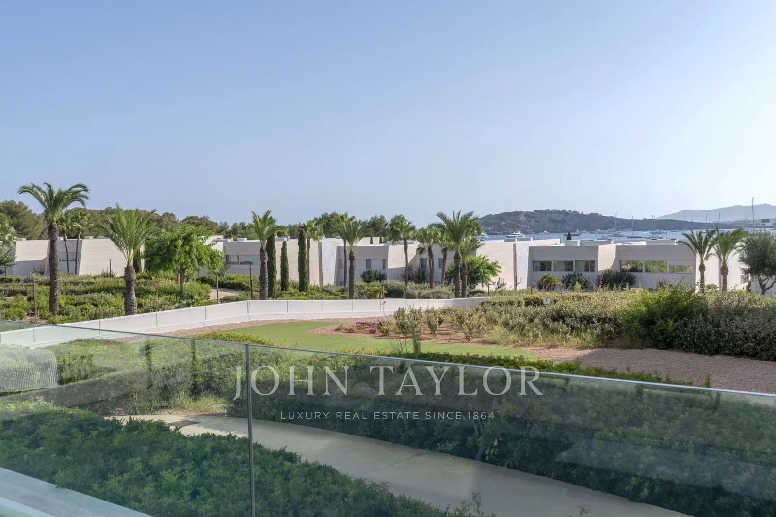 5 bedroom Apartment for sale in Ibiza / Eivissa town with pool - € 4,750,000 (Ref: 9428640)