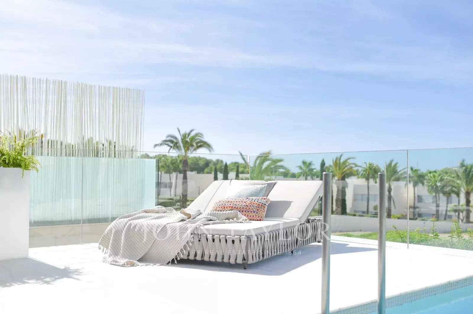 5 bedroom Apartment for sale in Ibiza / Eivissa town with pool - € 4,750,000 (Ref: 9428640)