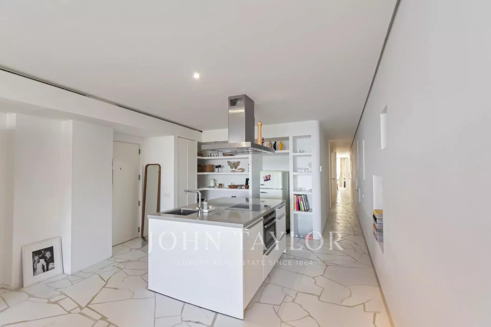 3 bedroom Apartment for sale in Ibiza / Eivissa town with pool - € 1,600,000 (Ref: 9428641)