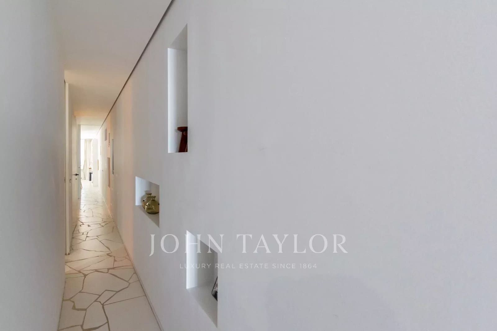 3 bedroom Apartment for sale in Ibiza / Eivissa town with pool - € 1,600,000 (Ref: 9428641)