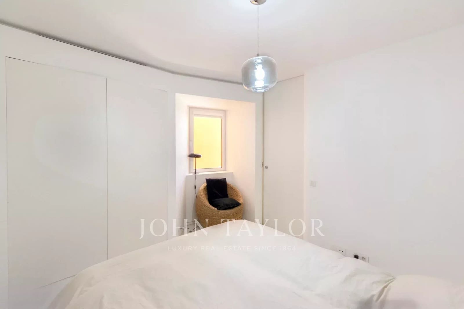 3 bedroom Apartment for sale in Ibiza / Eivissa town with pool - € 1,600,000 (Ref: 9428641)