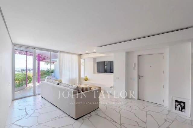 3 bedroom Apartment for sale in Ibiza / Eivissa town with pool - € 1,600,000 (Ref: 9428641)