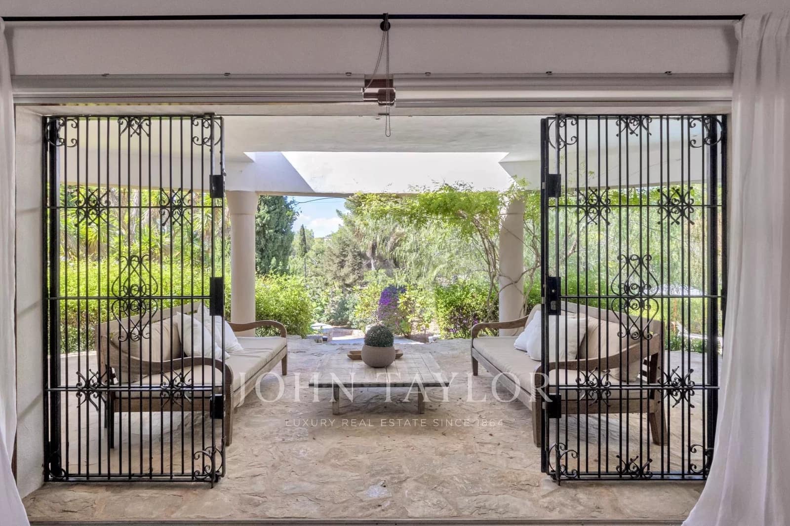 8 Zimmer Villa zu verkaufen in Can Furnet mit Pool - 5.900.000 € (Ref: 9428643)