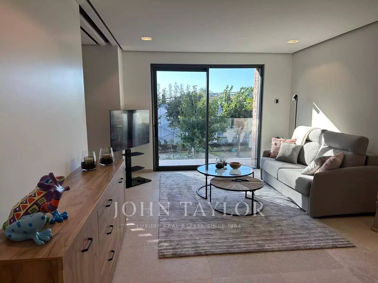 1 bedroom Apartment for sale in Ibiza / Eivissa town - € 875,000 (Ref: 9428647)