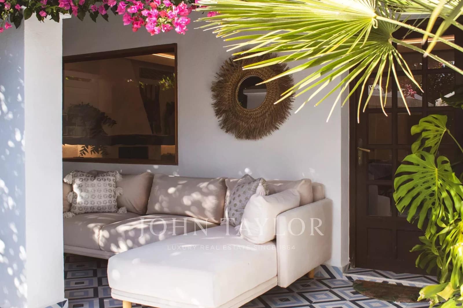 3 Zimmer Apartment zu verkaufen in Cala Llonga mit Pool - 2.350.000 € (Ref: 9428648)