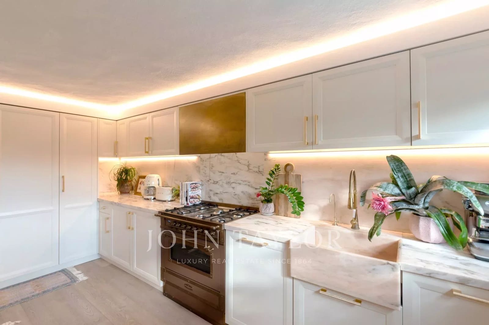 3 Zimmer Apartment zu verkaufen in Cala Llonga mit Pool - 2.350.000 € (Ref: 9428648)