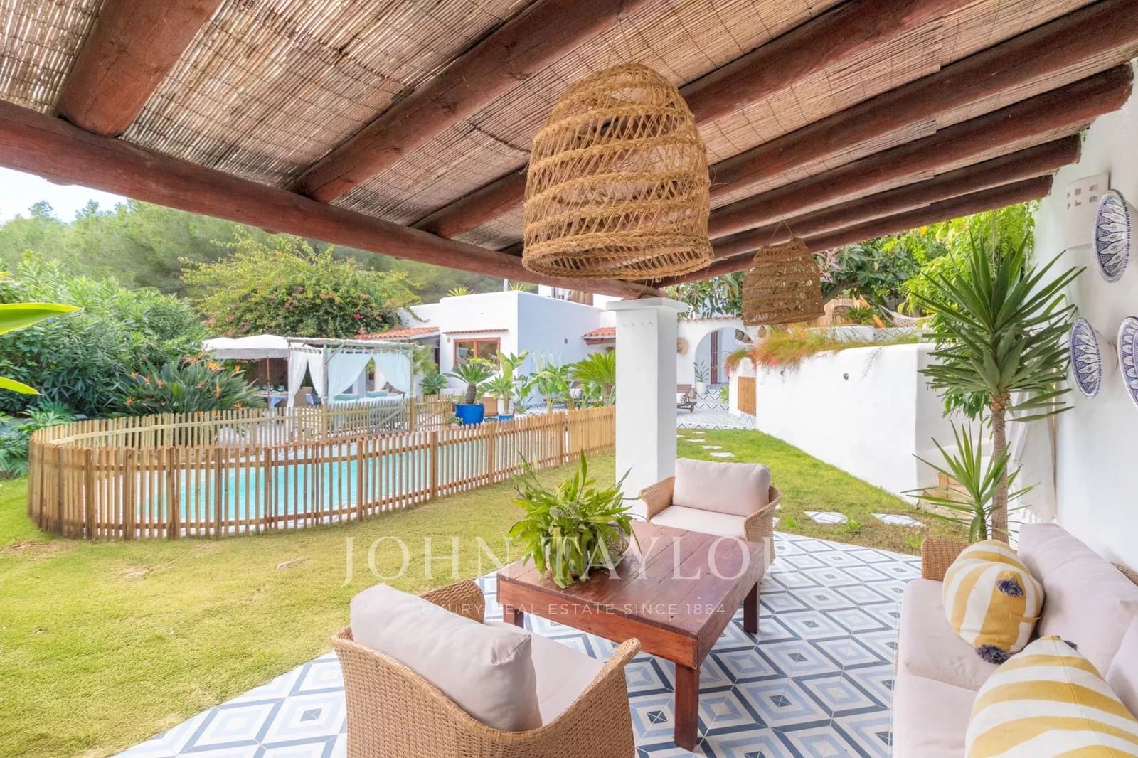 3 Zimmer Apartment zu verkaufen in Cala Llonga mit Pool - 2.350.000 € (Ref: 9428648)