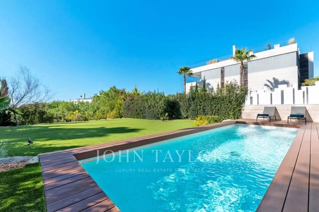3 soverom Leilighet til salgs i Talamanca, Ibiza by med svømmebasseng - € 3 100 000 (Ref: 9428649)