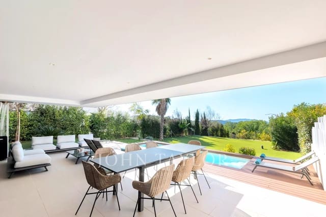 3 soverom Leilighet til salgs i Talamanca, Ibiza by med svømmebasseng - € 3 100 000 (Ref: 9428649)