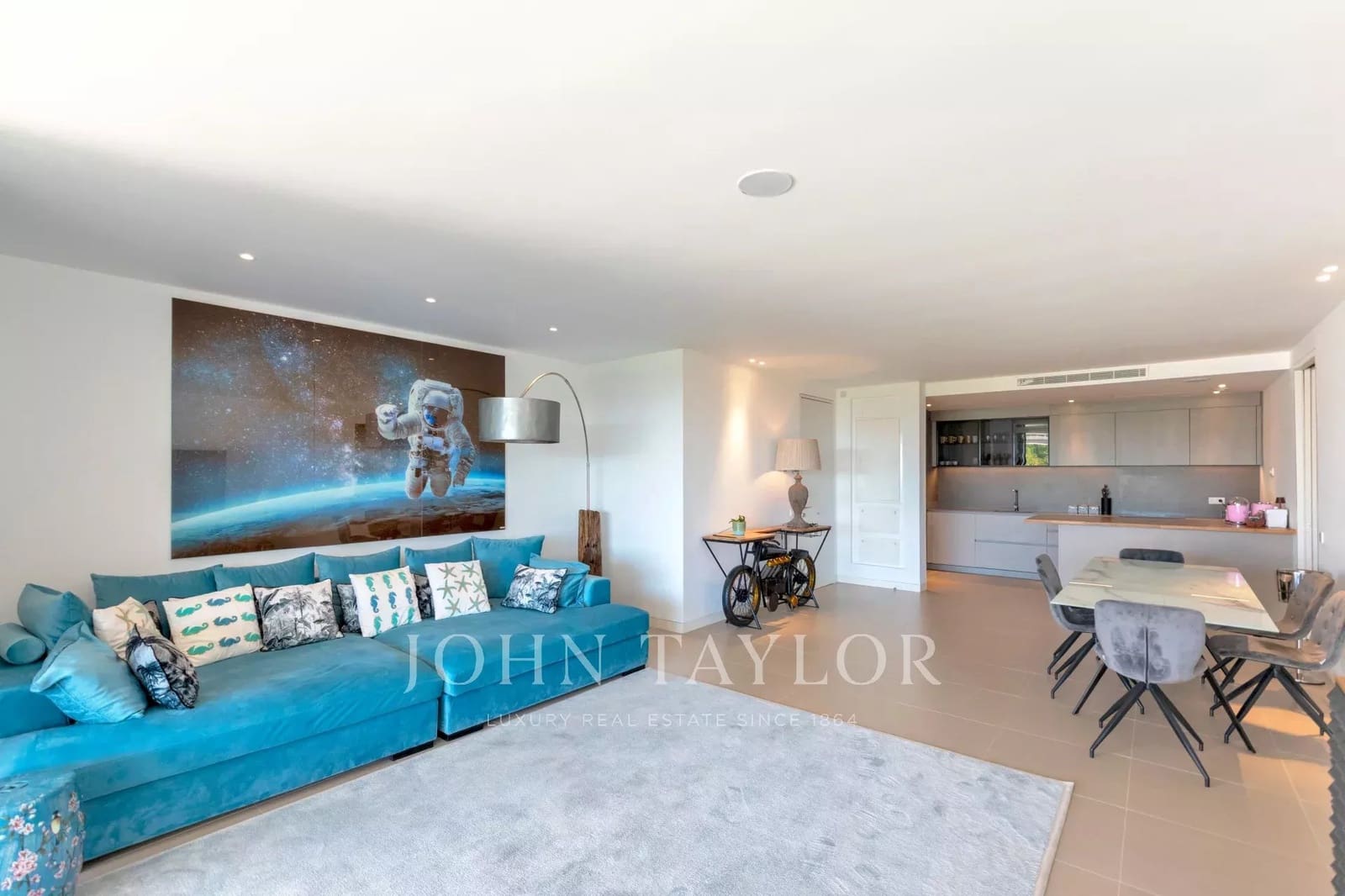 3 soverom Leilighet til salgs i Talamanca med svømmebasseng - € 3 100 000 (Ref: 9428649)