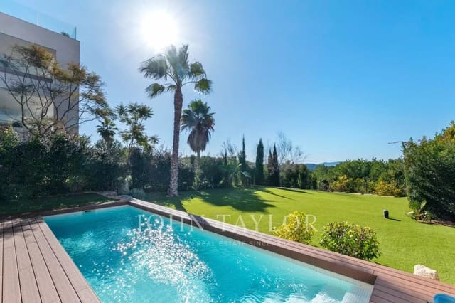 3 soverom Leilighet til salgs i Talamanca, Ibiza by med svømmebasseng - € 3 100 000 (Ref: 9428649)