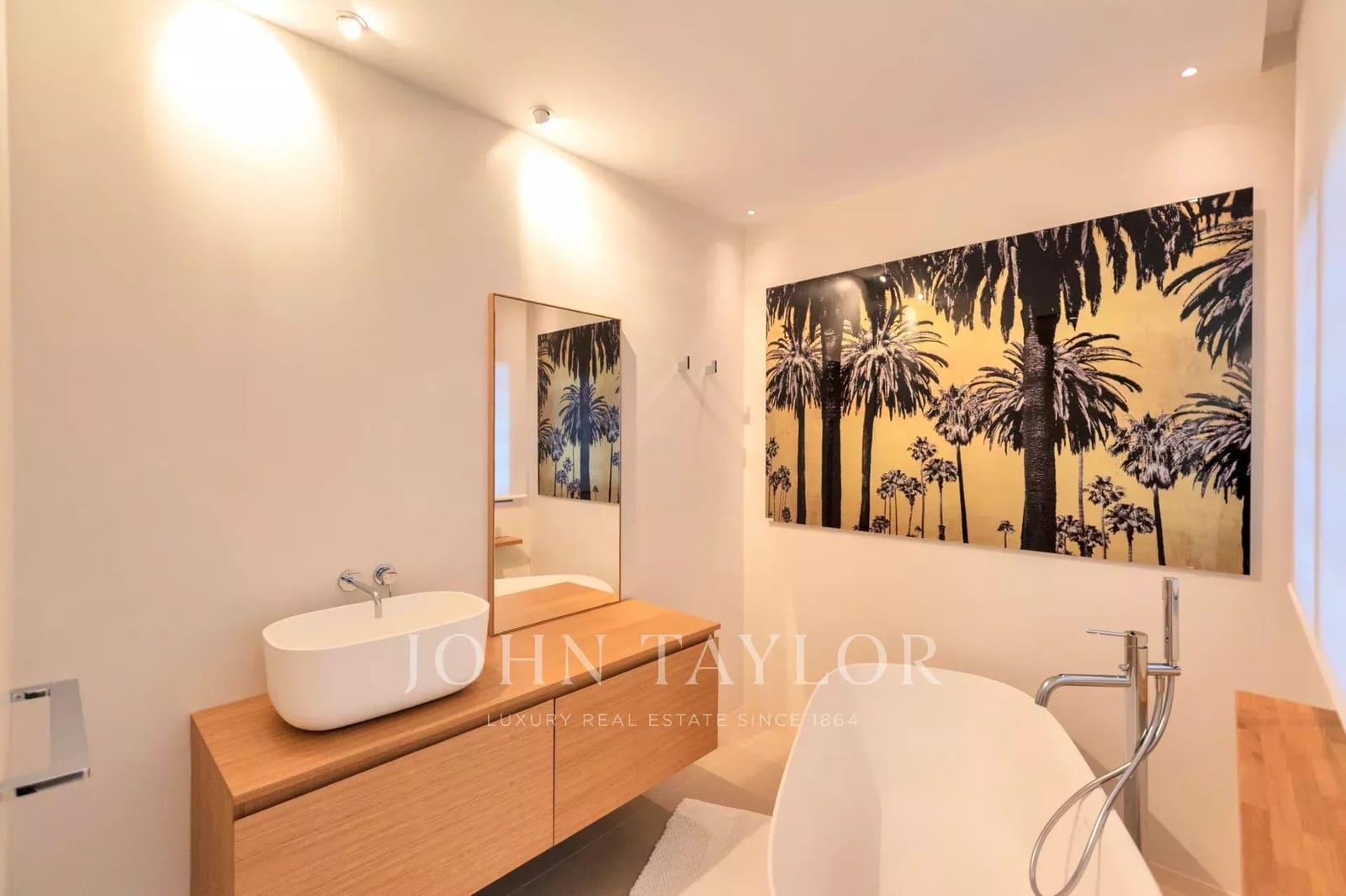 3 soverom Leilighet til salgs i Talamanca med svømmebasseng - € 3 100 000 (Ref: 9428649)