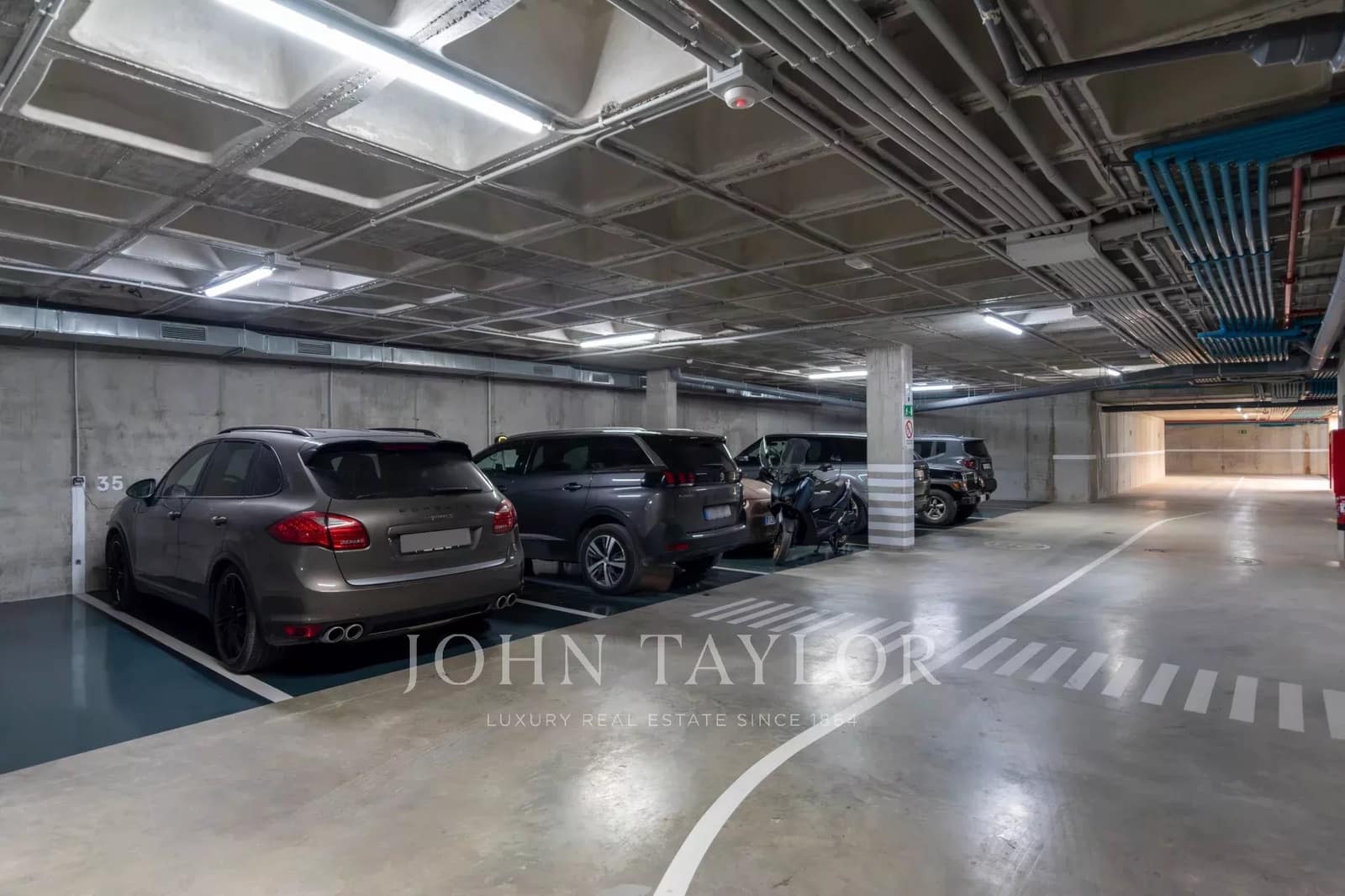 3 soverom Leilighet til salgs i Talamanca med svømmebasseng - € 3 100 000 (Ref: 9428649)