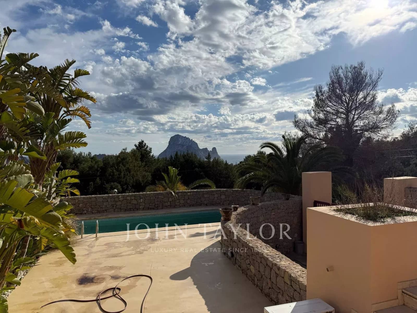 Apartamento de 3 habitaciones en San Jose / Sant Josep de Sa Talaia en alquiler con piscina - 7.500 € (Ref: 9428650)