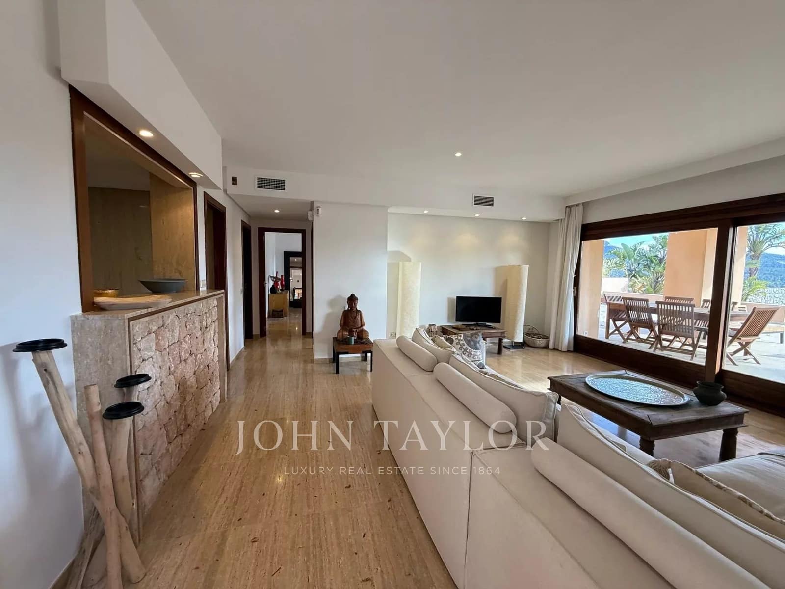 Apartamento de 3 habitaciones en San Jose / Sant Josep de Sa Talaia en alquiler con piscina - 7.500 € (Ref: 9428650)