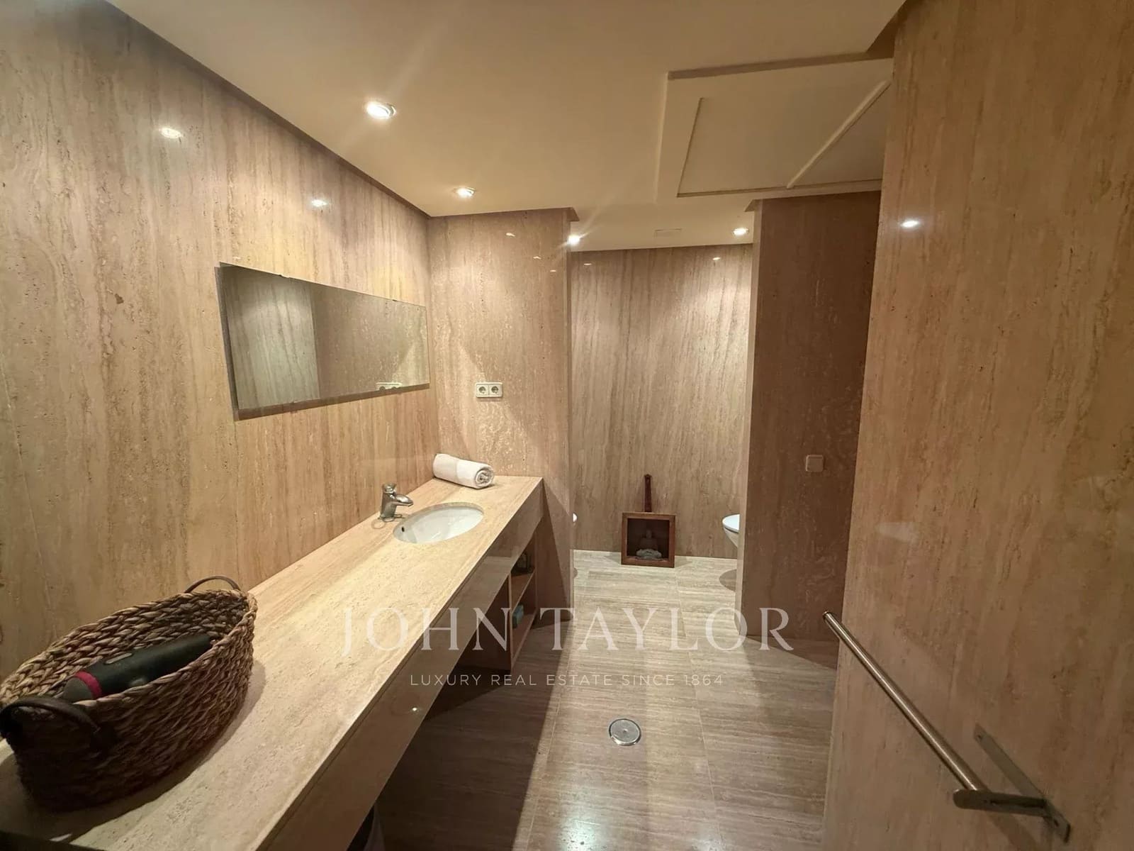 Apartamento de 3 habitaciones en San Jose / Sant Josep de Sa Talaia en alquiler con piscina - 7.500 € (Ref: 9428650)