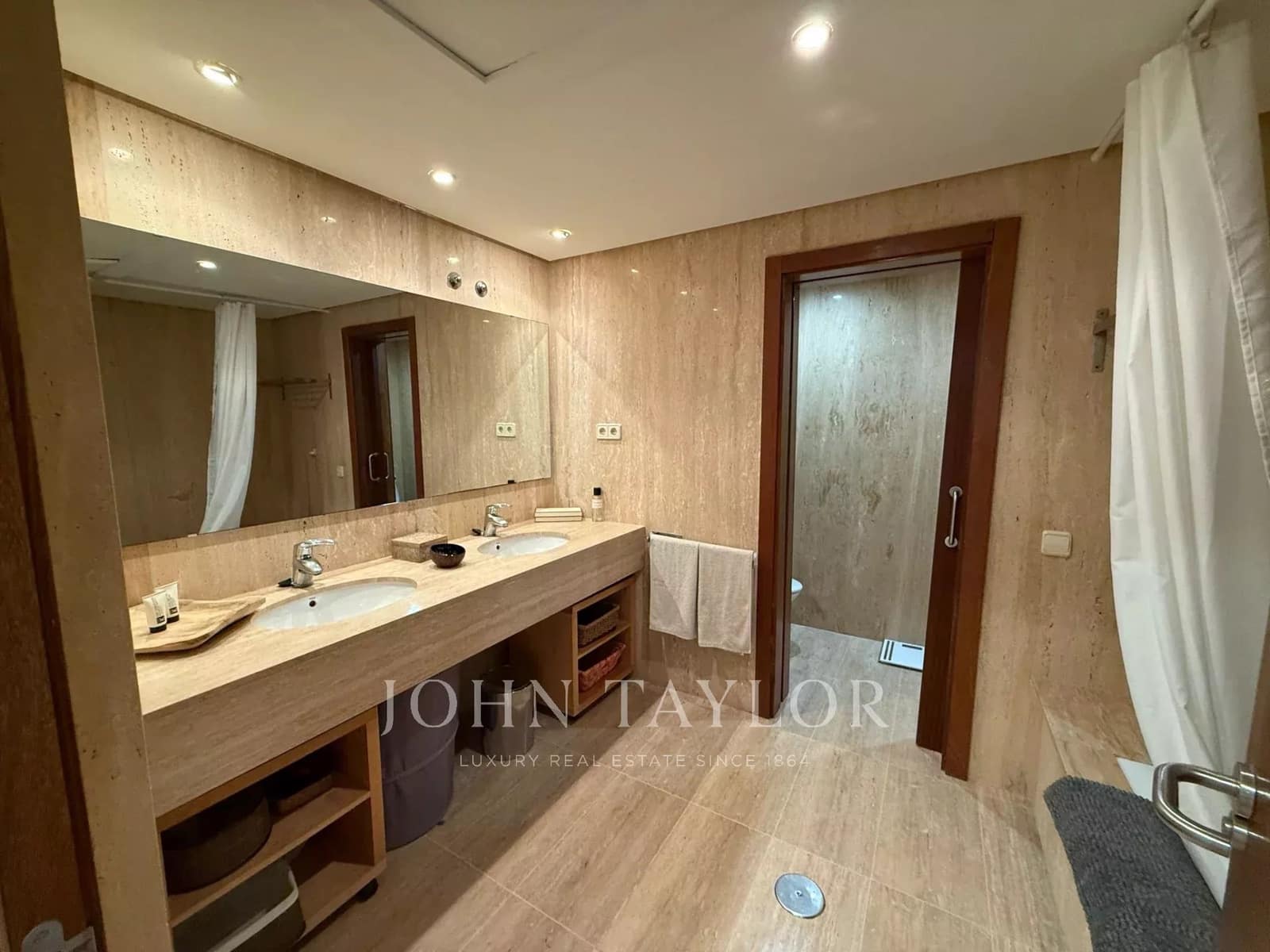 Apartamento de 3 habitaciones en San Jose / Sant Josep de Sa Talaia en alquiler con piscina - 7.500 € (Ref: 9428650)