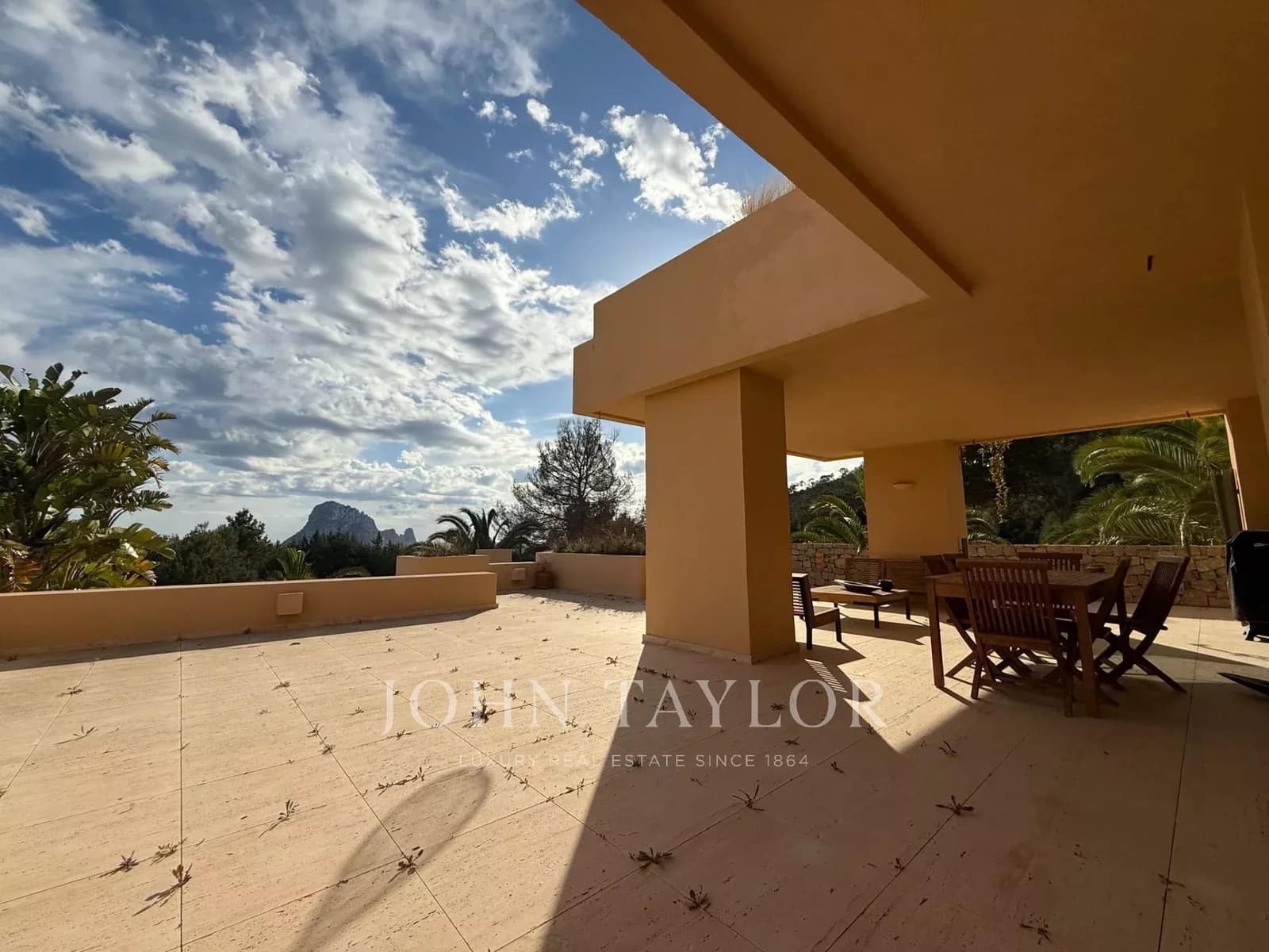 Apartamento de 3 habitaciones en San Jose / Sant Josep de Sa Talaia en alquiler con piscina - 7.500 € (Ref: 9428650)