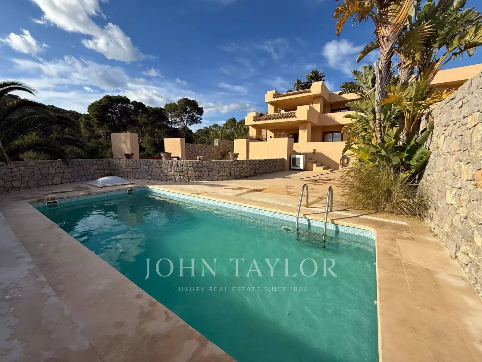 Apartamento de 3 habitaciones en San Jose / Sant Josep de Sa Talaia en alquiler con piscina - 7.500 € (Ref: 9428650)